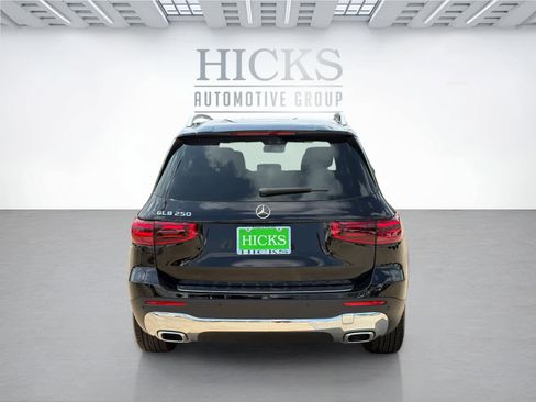 Used 2025 Mercedes-Benz GLB 250 image 6