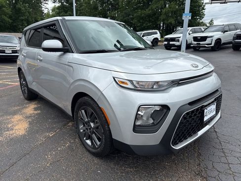 Used 2021 Kia Soul S FWD image 4