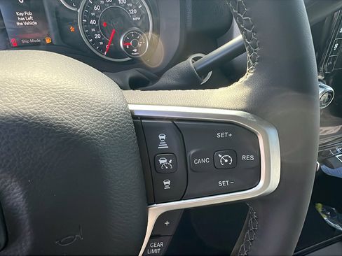 Used 2025 RAM 2500 Big Horn image 28