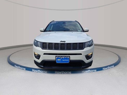 Used 2021 Jeep Compass Latitude AWD/4WD image 2