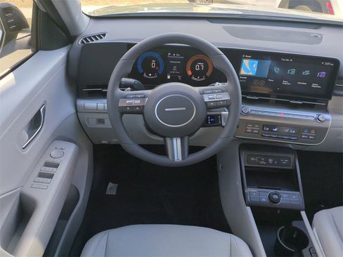 New 2026 Hyundai Kona SEL Premium image 18