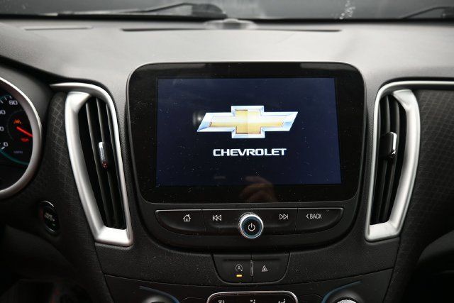 Used 2024 Chevrolet Malibu LT FWD image 20