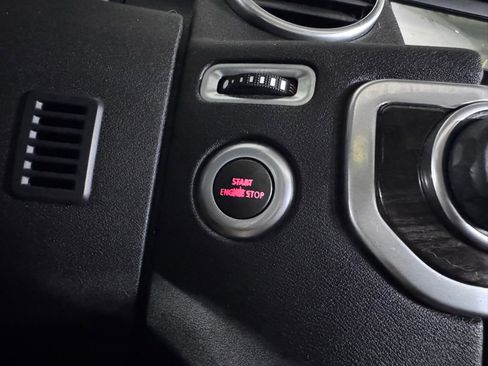Used 2016 Land Rover LR4 AWD/4WD image 35
