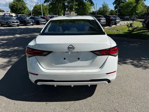 Used 2024 Nissan Sentra SV w/ All-Weather Package FWD image 4