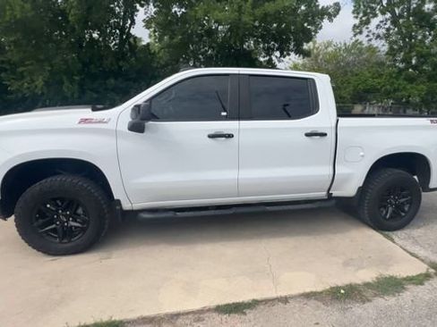 Used 2023 Chevrolet Silverado 1500 LT Trail Boss w/ Protection Package AWD/4WD image 5