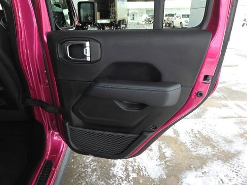 Used 2022 Jeep Wrangler Unlimited Rubicon 4xe w/ Dual Top Group image 51