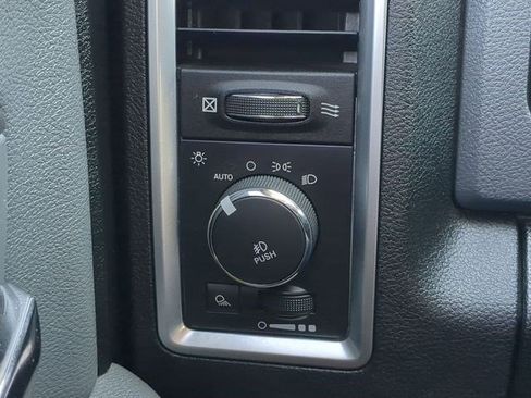 Used 2016 RAM 1500 Big Horn AWD/4WD image 18