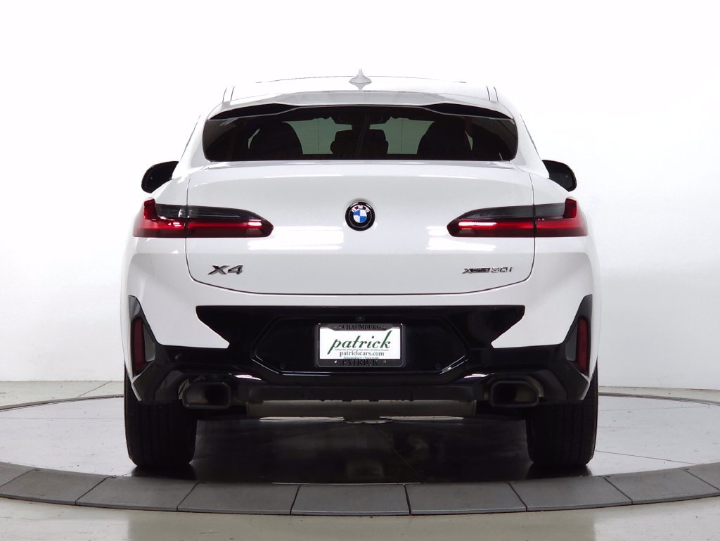 Used 2024 BMW X4 xDrive30i w/ M Sport Package AWD/4WD image 7