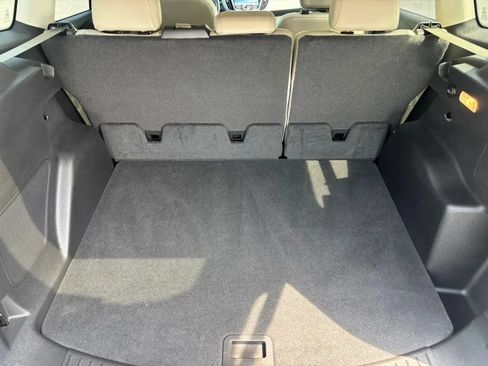 Used 2018 Ford Escape Titanium AWD/4WD image 14