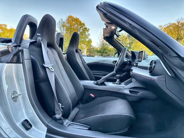 Used 2016 MAZDA MX-5 Miata Club w/ Brembo/BBS Package RWD image 25