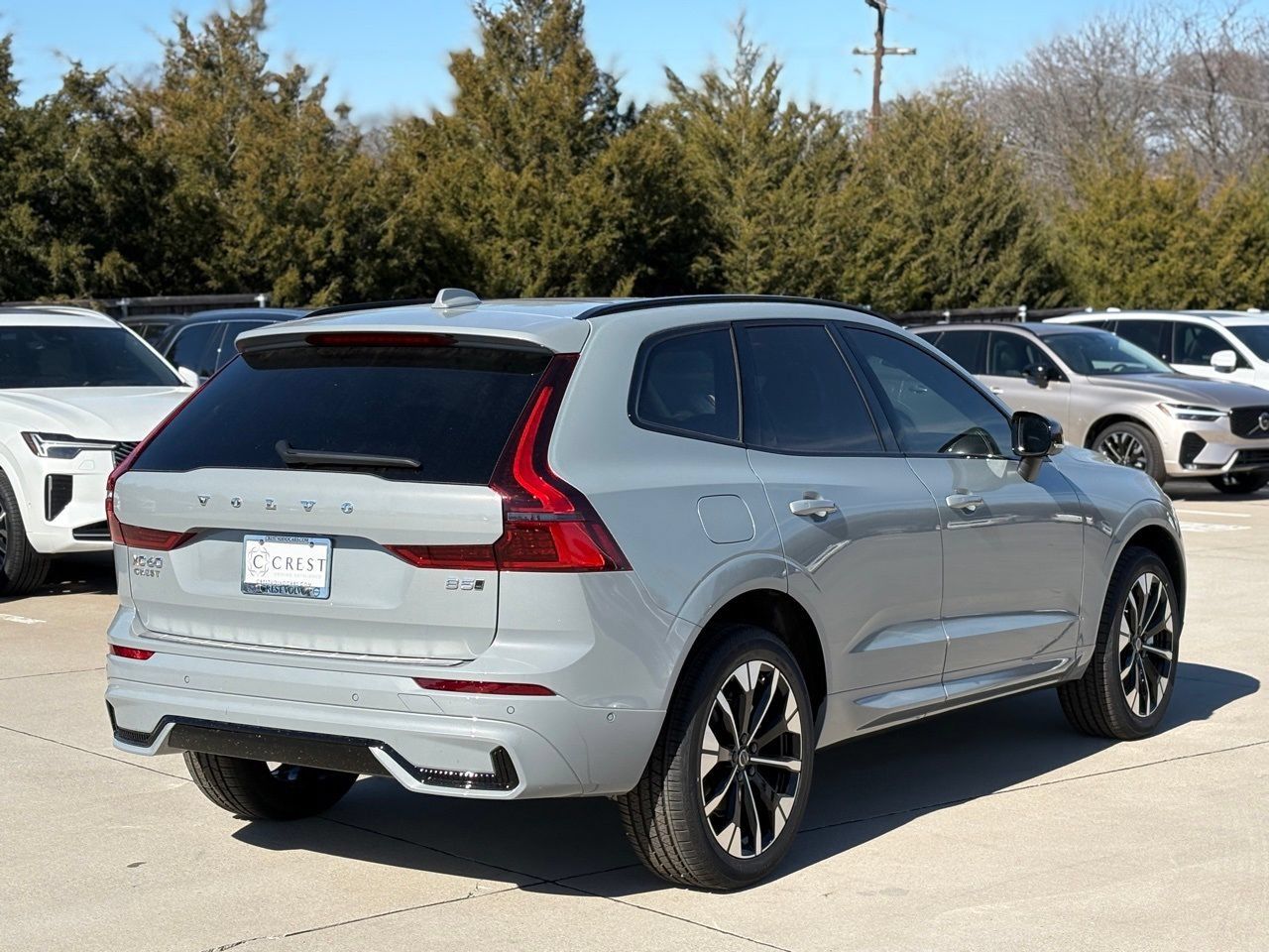 New 2026 Volvo XC60 B5 Plus w/ Protection Package Premier AWD/4WD image 6