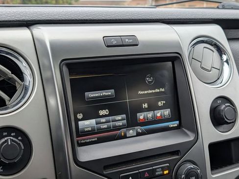 Used 2014 Ford F150 FX4 w/ Equipment Group 402A Luxury AWD/4WD image 20