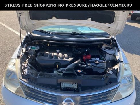 Used 2008 Nissan Versa SL w/ Convenience Pkg image 11