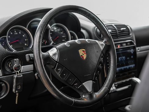 Used 2004 Porsche Cayenne S AWD/4WD image 15