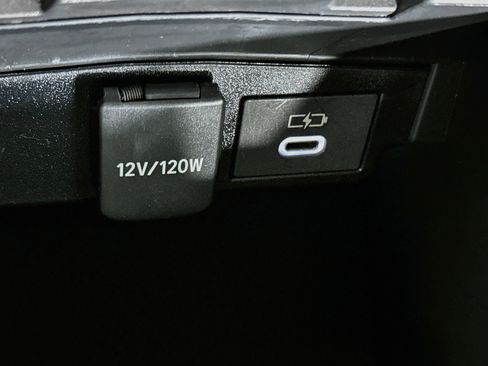 Used 2025 Toyota Corolla LE FWD image 25