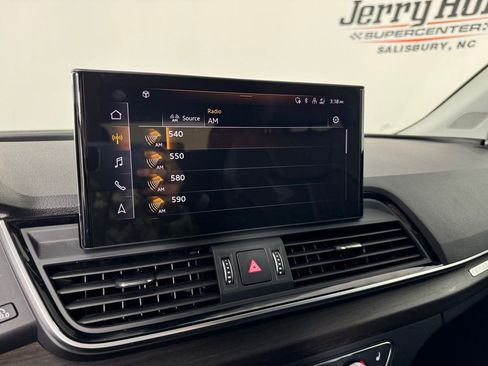 Used 2024 Audi Q5 2.0T Premium Plus image 17