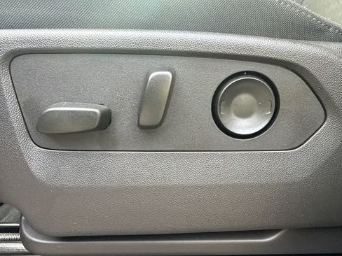 Used 2024 GMC Sierra 2500 SLE w/ SLE Convenience Package image 37