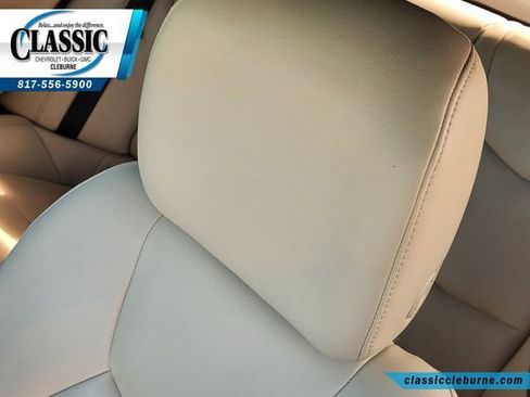 Used 2023 Cadillac CT4 Luxury w/ Cold Weather Package image 15