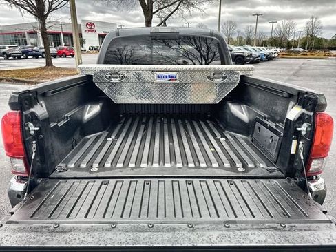 Used 2023 Toyota Tacoma SR5 image 31