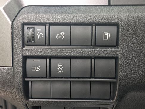 Certified 2026 Toyota 4Runner SR5 AWD/4WD image 16