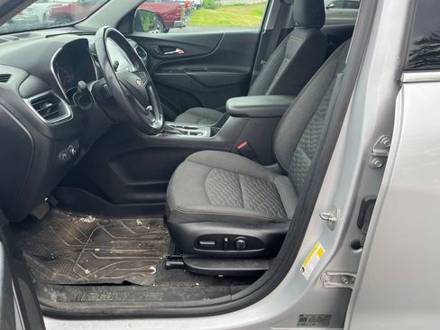 Used 2018 Chevrolet Equinox LT w/ Sun & Infotainment Package AWD/4WD image 11