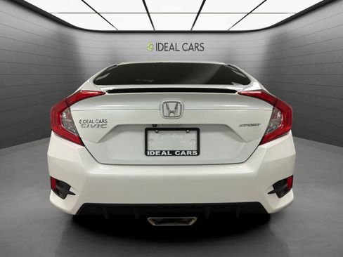 Used 2020 Honda Civic Sport image 6