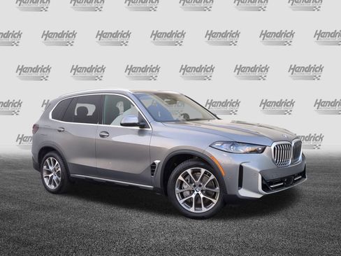 New 2026 BMW X5 xDrive50e AWD/4WD image 2