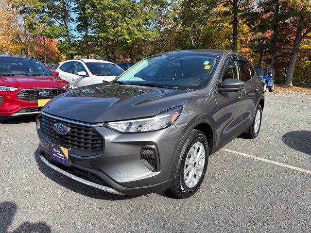 Certified 2023 Ford Escape Active AWD/4WD image 2