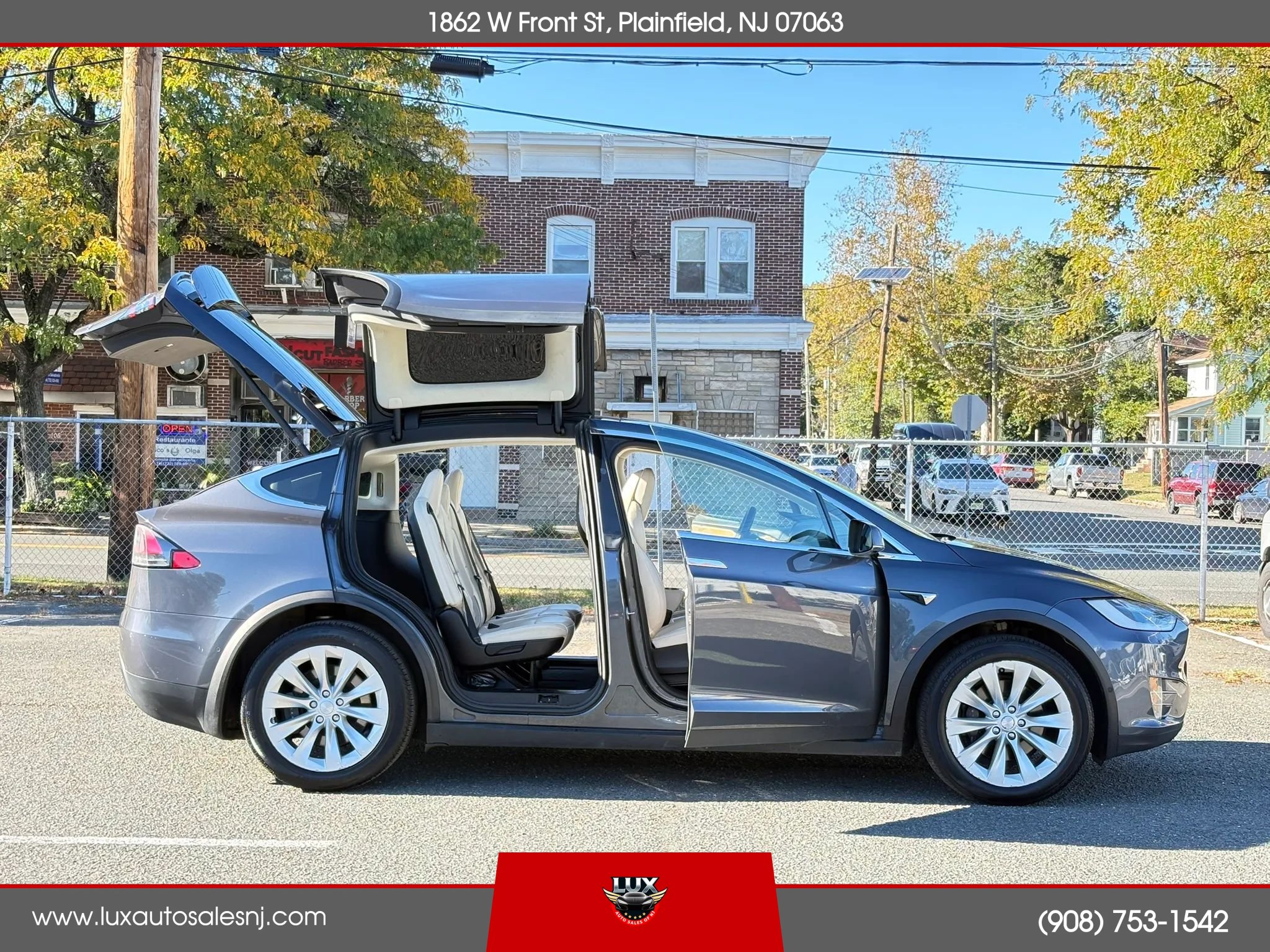 Used 2018 Tesla Model X 75D AWD/4WD image 17