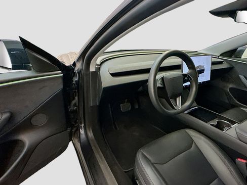 Used 2024 Tesla Model 3 Long Range AWD/4WD image 17