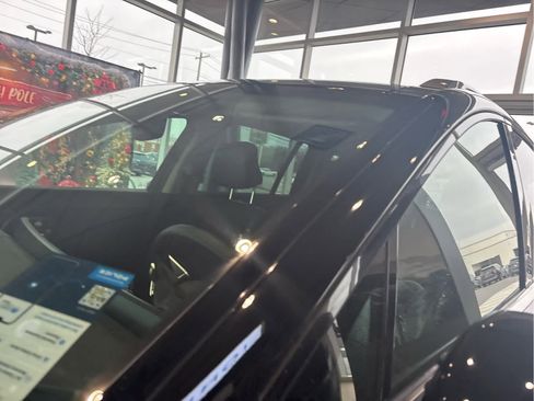 New 2026 Hyundai Ioniq 9 SEL image 3