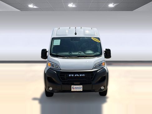 Used 2025 RAM ProMaster 2500 w/ Convenience Group FWD image 6