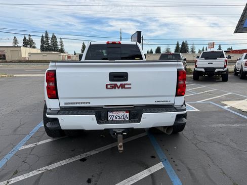 Used 2019 GMC Sierra 3500 Denali w/ Duramax Plus Package image 6