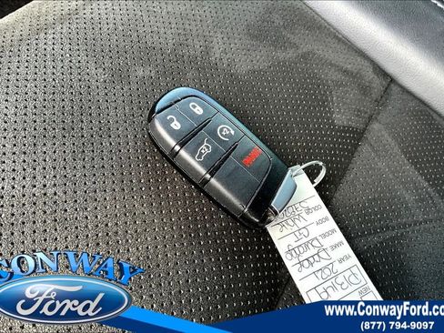 Used 2021 Dodge Durango GT image 38