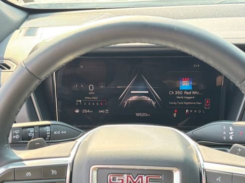 Used 2026 GMC Terrain Elevation w/ Elevation Premium Package AWD/4WD image 22