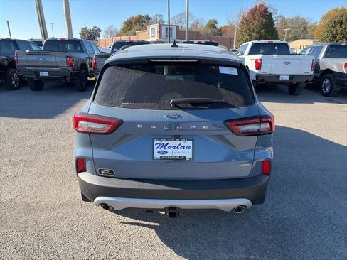 New 2026 Ford Escape SE w/ Class II Trailer Tow Package image 5
