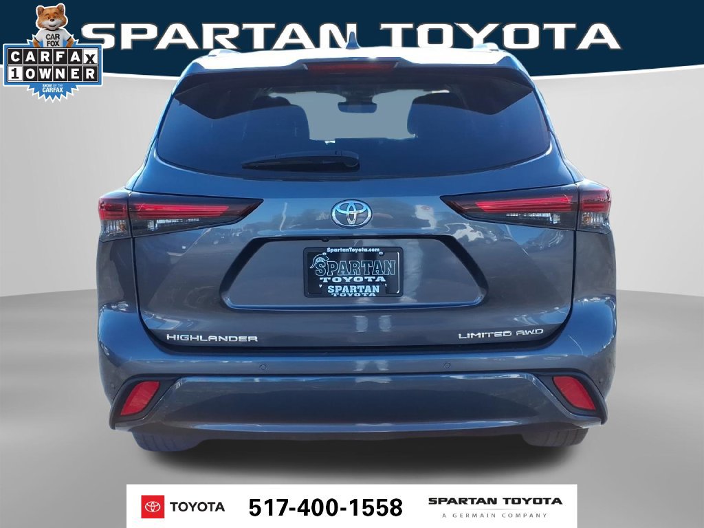 Used 2024 Toyota Highlander Limited AWD/4WD image 8