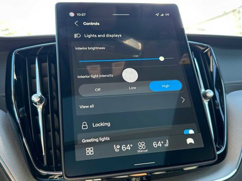 New 2026 Volvo XC60 B5 Ultra w/ Climate Package image 32