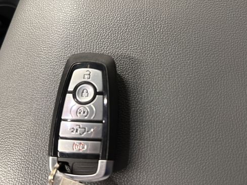 Certified 2022 Ford F150 Lariat AWD/4WD image 23