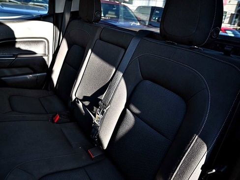 Used 2015 Chevrolet Colorado LT w/ LT Convenience Package image 10