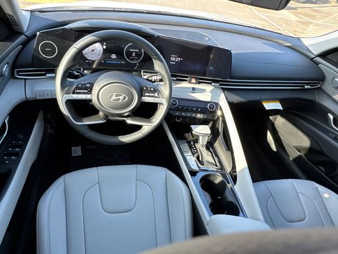 New 2026 Hyundai Elantra Limited image 13