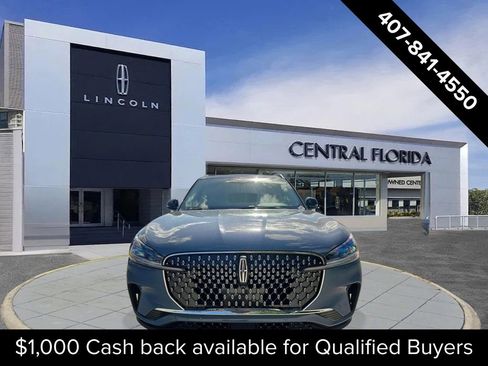 New 2026 Lincoln Aviator AWD image 2