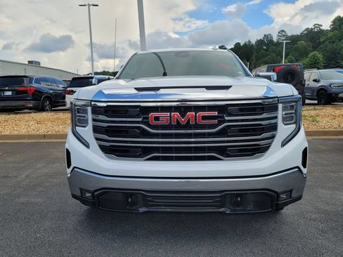Used 2026 GMC Sierra 1500 SLT AWD/4WD image 2