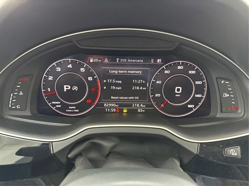 Used 2018 Audi Q7 3.0T Prestige AWD/4WD image 23