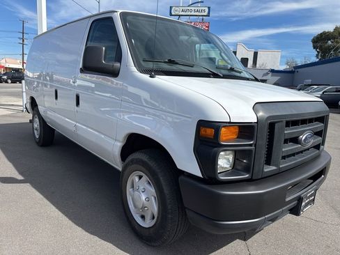 Used 2009 Ford E-250 and Econoline 250 image 1