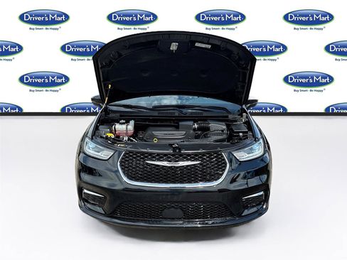 Used 2025 Chrysler Pacifica Select FWD image 33