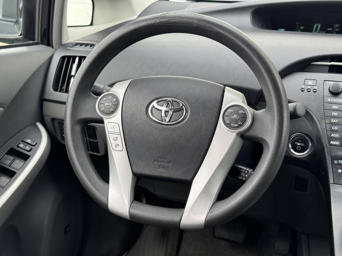 Used 2010 Toyota Prius Three w/ Navigation Pkg FWD image 22