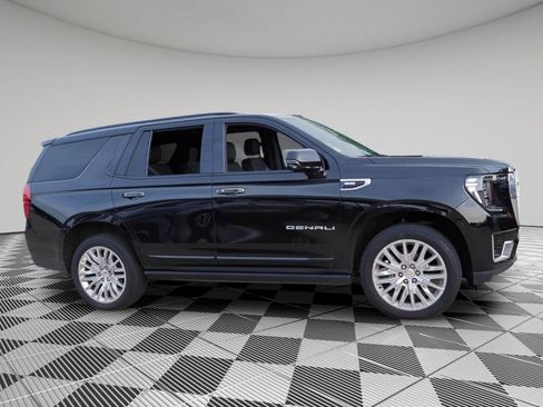 Used 2022 GMC Yukon Denali AWD/4WD image 8