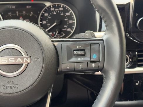 Used 2024 Nissan Pathfinder SL w/ SL Premium Package FWD image 13
