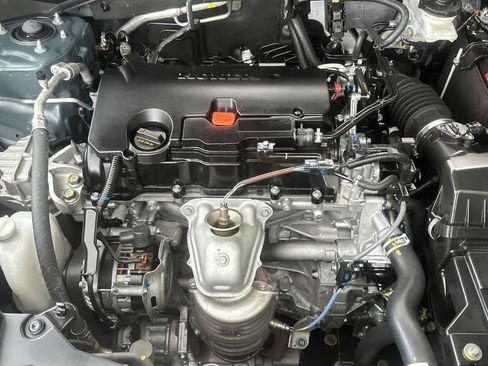 Used 2024 Honda HR-V LX image 19
